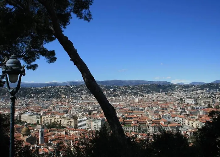 F2 Terrasse, Moderne, Hyper Centre, Clim, Ascenseur- Dubouchage